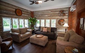 Wedgefield Bed & Breakfast